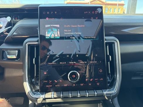 New 2026 GMC Yukon XL Elevation w/ Elevation Premium Package AWD/4WD image 25