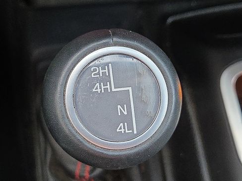 Used 2018 Jeep Wrangler Unlimited Rubicon image 18