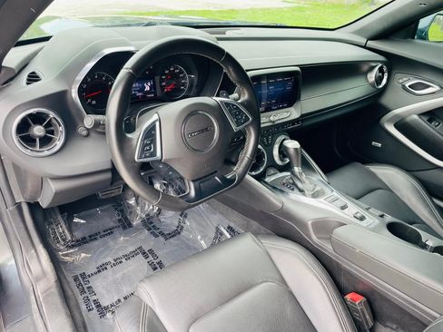 Used 2022 Chevrolet Camaro LT w/ RS Package RWD image 10