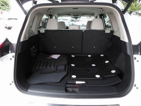 Used 2025 Nissan Rogue SV image 10