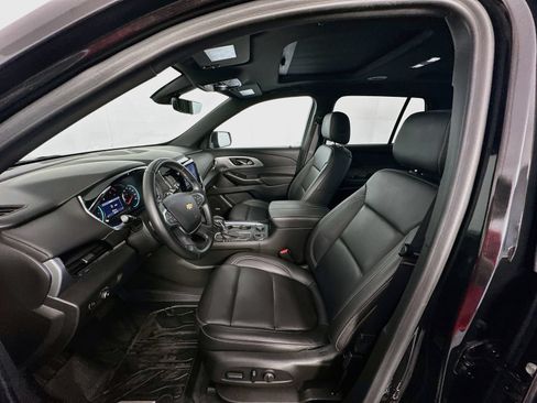 Used 2023 Chevrolet Traverse LT w/ LT Premium Package AWD/4WD image 22