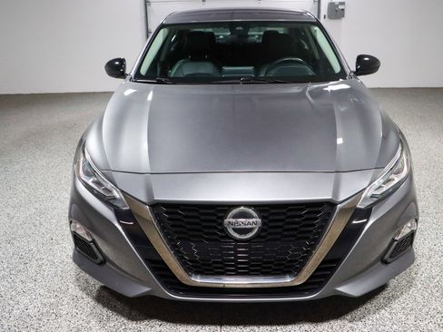 Used 2020 Nissan Altima 2.5 SR FWD image 4