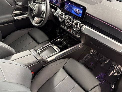 Used 2025 Mercedes-Benz EQB 300 4MATIC w/ Driver Assistance Package image 15