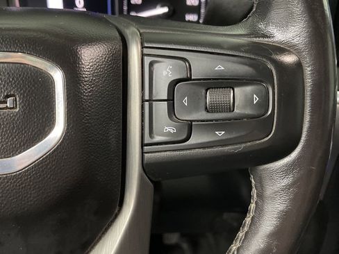 Used 2022 GMC Sierra 3500 Denali image 16