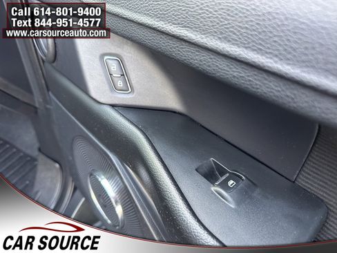 Used 2019 Ford Expedition Max XLT image 39