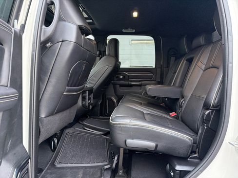 Used 2024 RAM 3500 Limited image 21