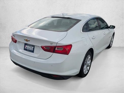 Used 2025 Chevrolet Malibu LT FWD image 5
