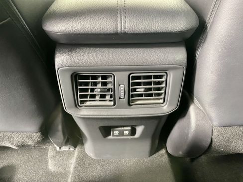 Used 2019 Toyota RAV4 Limited w/ Advanced Technology Package AWD/4WD image 24