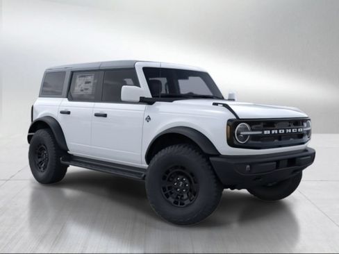 New 2026 Ford Bronco Outer Banks AWD/4WD image 7