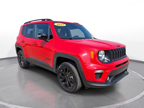 Used 2022 Jeep Renegade Altitude w/ Convenience Group AWD/4WD image 1