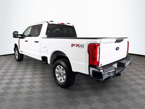 Used 2024 Ford F250 XLT w/ FX4 Off-Road Package AWD/4WD image 5