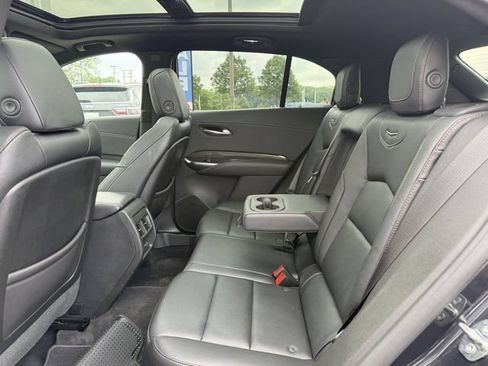 Used 2023 Cadillac XT4 Sport w/ Cold Weather Package AWD/4WD image 10
