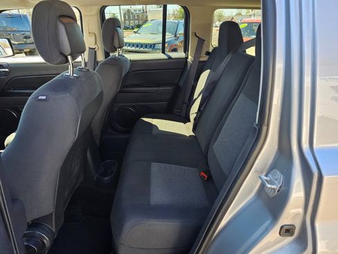 Used 2016 Jeep Patriot Sport w/ Power Value Group AWD/4WD image 10