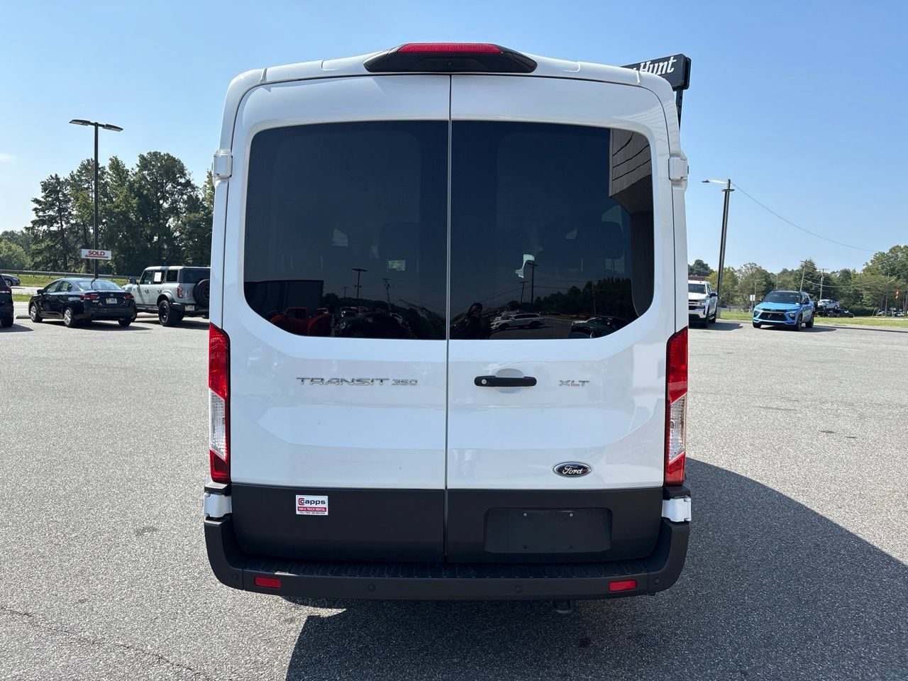 Used 2025 Ford Transit 350 XLT RWD image 6