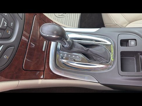Used 2015 Buick Regal Premium w/ Driver Confidence Package #1 FWD image 21