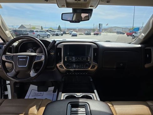 Used 2019 GMC Sierra 2500 Denali w/ Duramax Plus Package image 12
