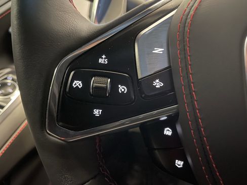 Used 2024 Chevrolet Corvette Stingray Premium Conv w/ Stealth Interior Trim Package image 22