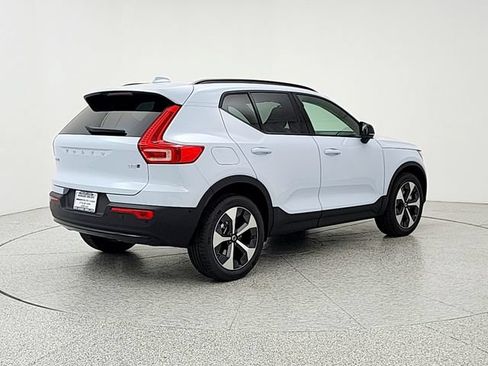 New 2026 Volvo XC40 B5 Plus w/ Protection Package Premier AWD/4WD image 5