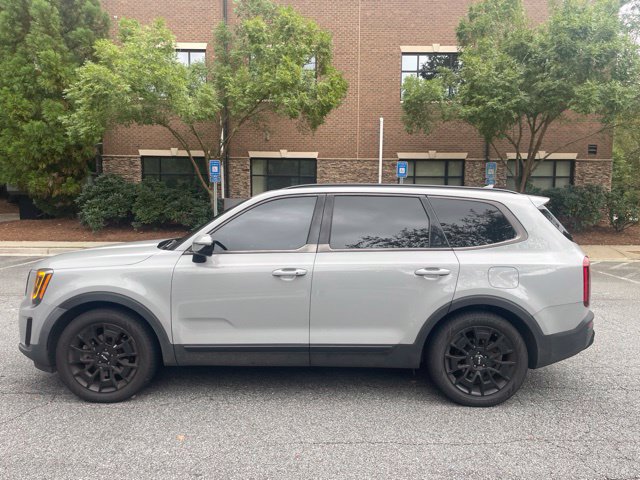 Used 2022 Kia Telluride SX w/ SX Prestige Package AWD/4WD image 9