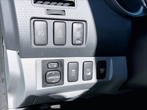 Used 2012 Toyota Tacoma 4x4 Double Cab w/ TRD Off-Road Pkg image 35