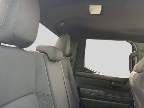 Used 2024 Toyota Tacoma SR AWD/4WD image 20