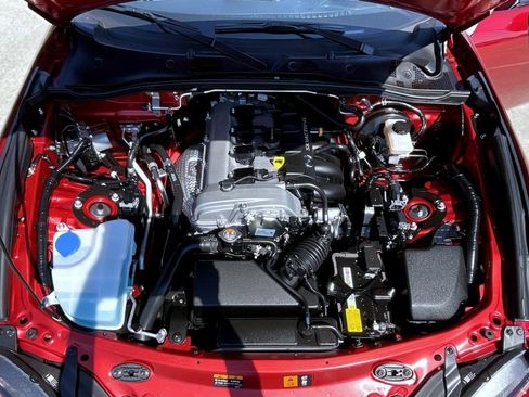 Certified 2022 MAZDA MX-5 Miata Grand Touring RWD image 21