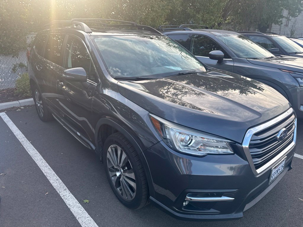 Used 2020 Subaru Ascent Limited w/ Technology Package AWD/4WD image 4