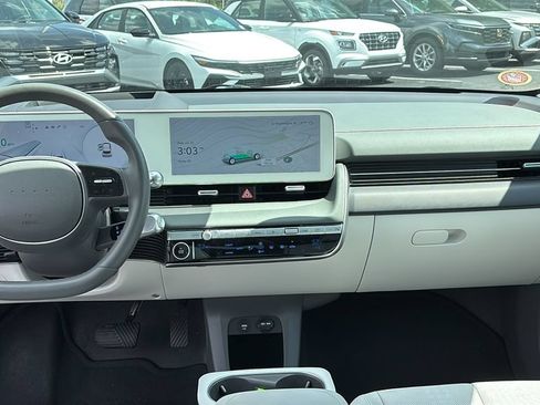 Used 2024 Hyundai Ioniq 5 Limited AWD/4WD image 12