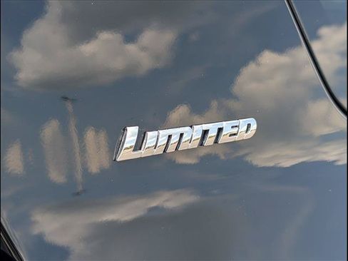 Used 2023 Toyota 4Runner Limited RWD image 18
