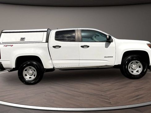 Used 2020 Chevrolet Colorado W/T w/ WT Convenience Package AWD/4WD image 9