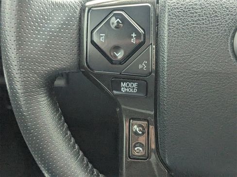 Used 2021 Toyota 4Runner TRD Off-Road image 26