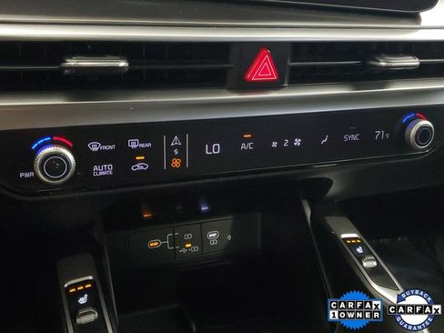 Used 2024 Kia Sorento S w/ Panoramic Sunroof Package FWD image 22