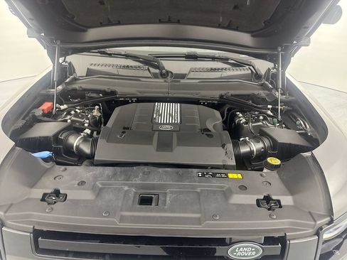 Certified 2024 Land Rover Defender 110 V8 AWD/4WD image 29