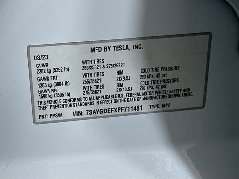 Used 2023 Tesla Model Y Performance image 12