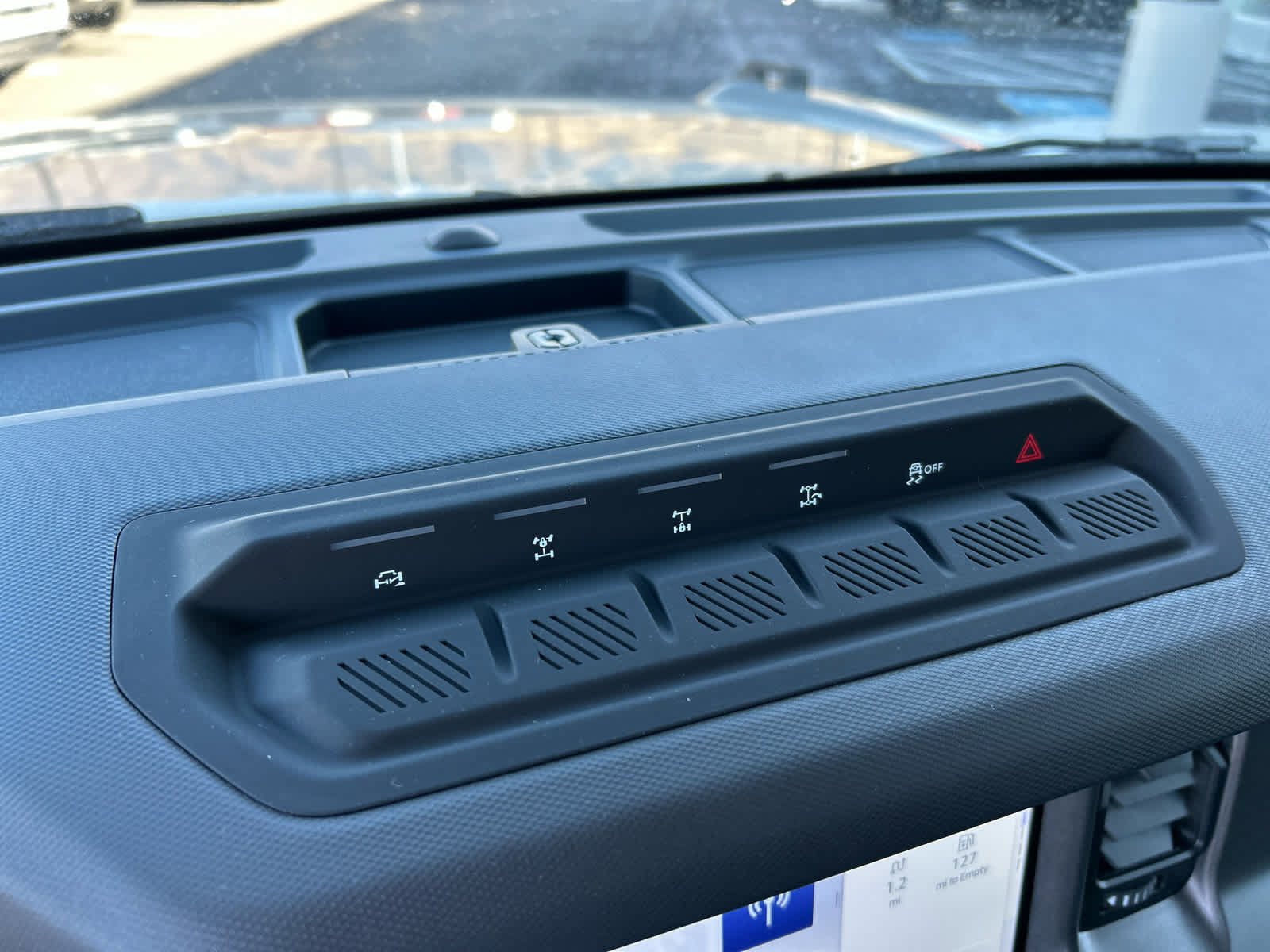 Used 2025 Ford Bronco Badlands w/ Sasquatch Package AWD/4WD image 27