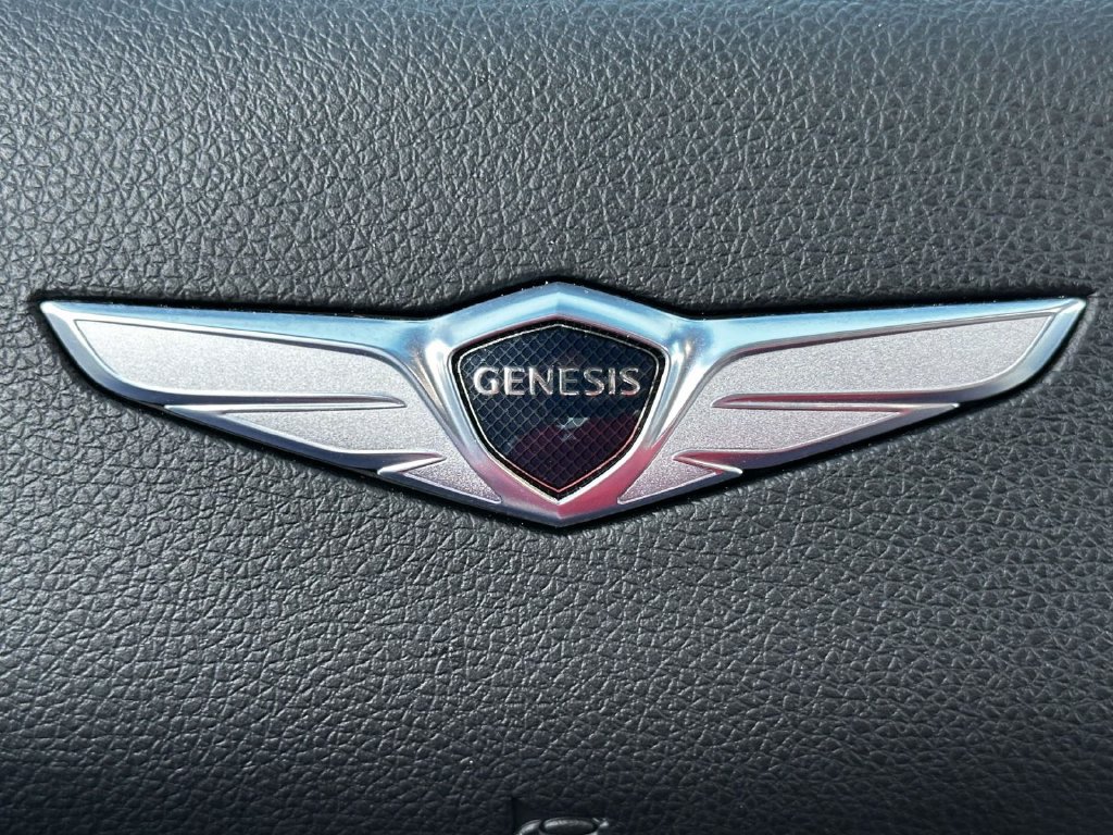 Used 2024 Genesis GV70 2.5T w/ Advanced Package AWD/4WD image 26
