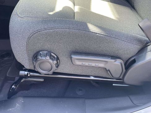 New 2025 Jeep Gladiator Sport image 27