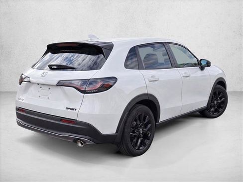 Used 2024 Honda HR-V Sport image 7
