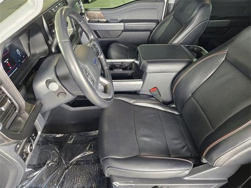 Used 2024 Ford F250 Lariat image 13