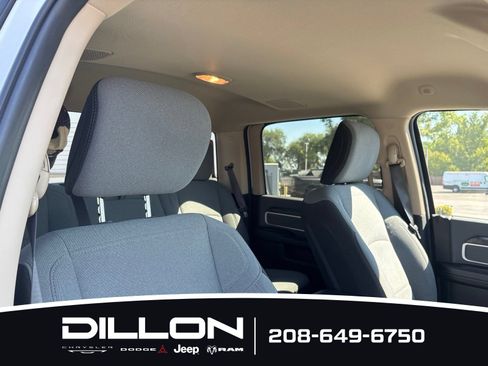 Used 2019 RAM 2500 Big Horn w/ Towing Technology Group AWD/4WD image 18