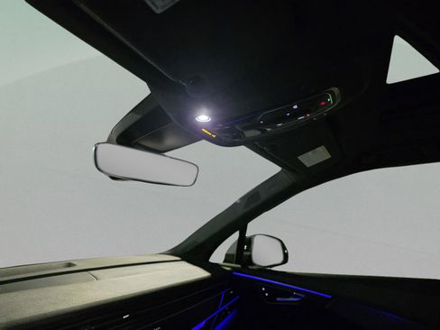 Used 2022 Audi Q7 3.0T Prestige image 12