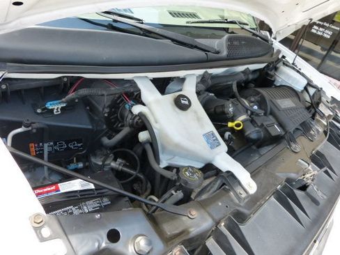 Used 2015 Chevrolet Express 3500 RWD image 11
