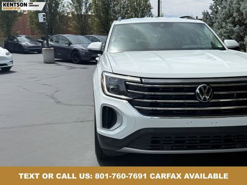 Used 2025 Volkswagen Atlas SE AWD/4WD image 13