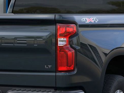 New 2026 Chevrolet Silverado 1500 LT AWD/4WD image 11