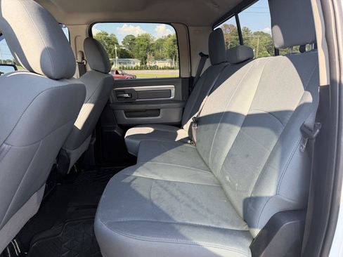 Used 2018 RAM 2500 SLT AWD/4WD image 12