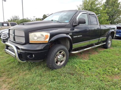Used 2006 Dodge Ram 2500 Truck SLT AWD/4WD image 3