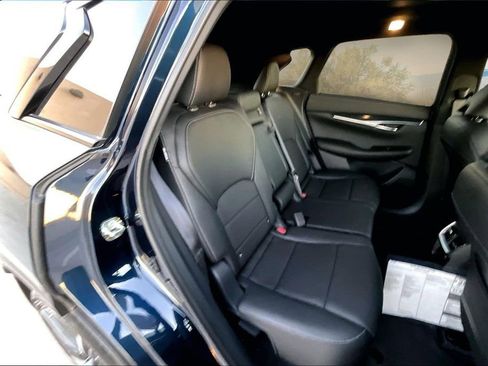 Used 2025 INFINITI QX50 Sport image 27