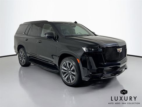 Used 2023 Cadillac Escalade Sport image 4