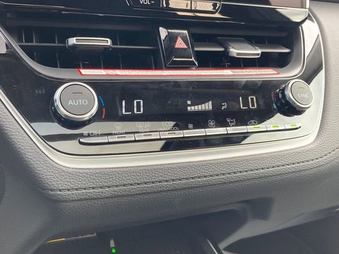 New 2026 Toyota Corolla Cross XLE FWD image 25
