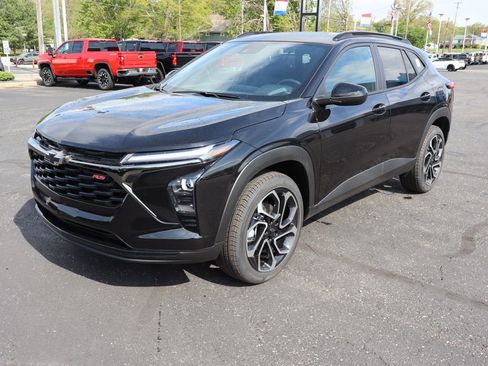 New 2026 Chevrolet Trax RS FWD image 23